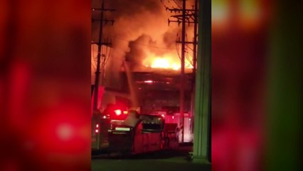 강원 횡성 식품공장에서 불...한때 대응 2단계 / YTN