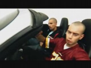 En temps de crise extrait