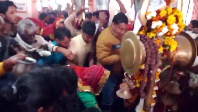 पंच महायोग में मनाई महाशिवरात्रि, मंदिरों में उमड़ा आस्था का सैलाब