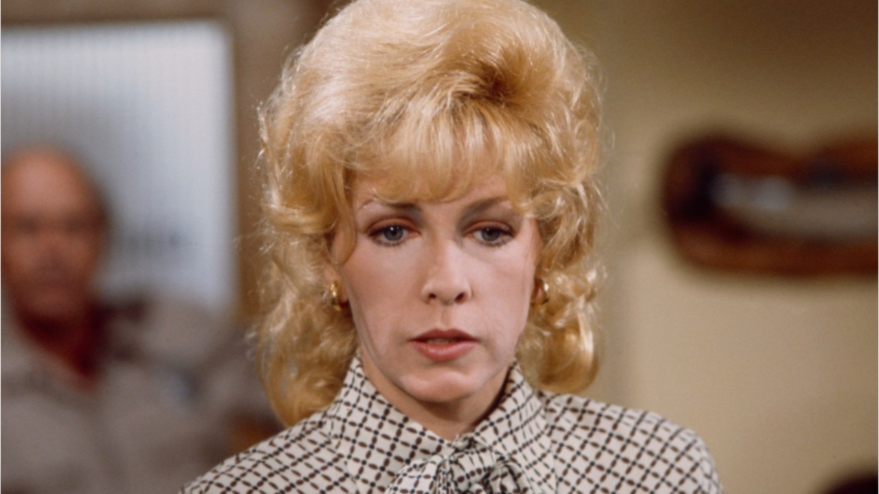 VOICI : Mort de Stella Stevens : la partenaire d’Elvis Presley dans Girls ! Girls ! Girls ! avait 84 ans