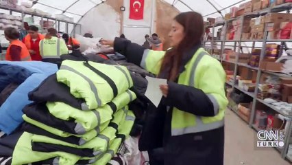 Depremzedeler için sosyal market
