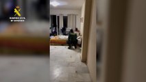 Vídeo grabado  por la Guardia Civil en el hotel y el hall donde encontraron a la mujer y a su hijo de 2 años