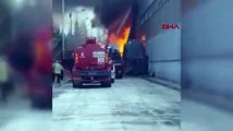 İstanbul'da fabrika yangını! Dumanlar gökyüzünü kapladı