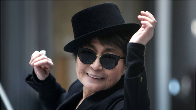 GALA VIDEO - Yoko Ono : pourquoi Julian, le fils aîné de John Lennon, lui en veut autant ?