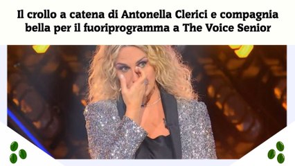 Il crollo a catena di Antonella Clerici e compagnia bella per il fuoriprogramma a The Voice Senior