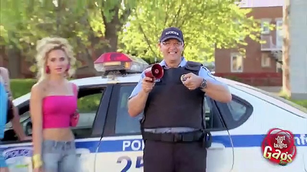 Bu Şaka Adamı Delirtir.