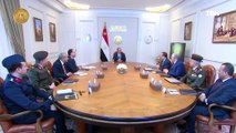 الرئيس عبد الفتاح السيسي يجتمع برئيس مجلس الوزراء وعدد من الوزراء والمسئولين