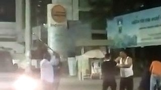 Petrol Pump Employees Assault Doctor and Others in Indore, Video Goes Viral