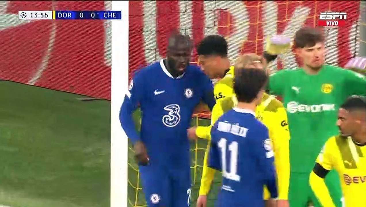 LIGA DE CAMPEONES DE LA UEFA 2022-23 - Borussia Dortmund (1-0) Chelsea - OCTAVOS DE FINAL - IDA - PRIMER TIEMPO