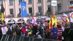 Milhares protestam em Munique contra a guerra e a favor da Ucrânia