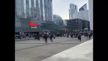 #Warning: Paris a man jumped to his death inside of a shopping mall