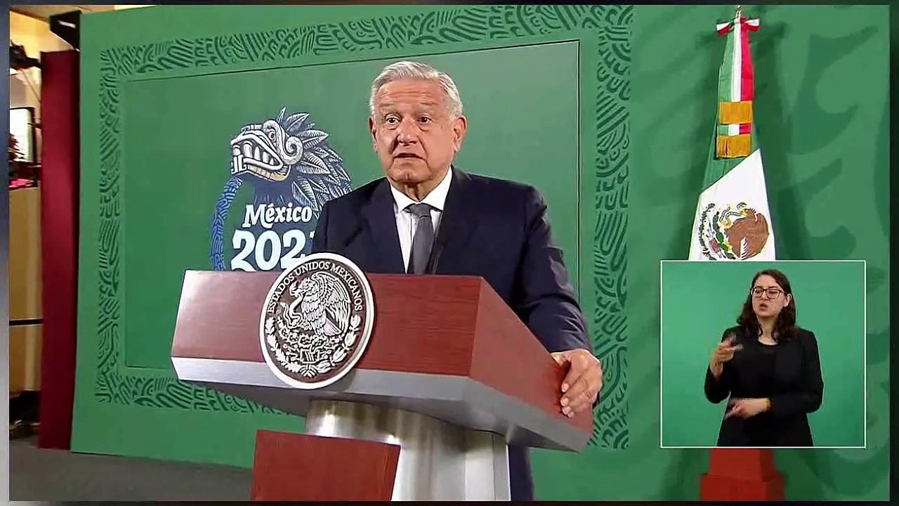 AMLO tunde a Fox y a Calderón por metiches en conflicto de 2 Bocas!