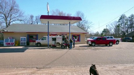 Six dead after shooting in Mississippi town