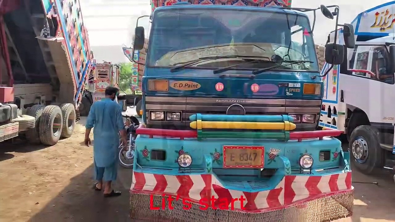 Learn to repair broken rear wheel hub _ repairing broken rear wheel hub _ complete fitting video