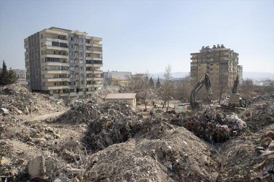 Zemin sıvılaşması nedir? Depremde zemin sıvılaşması ne demek? Zemin sıvılaşması ne anlama geliyor?