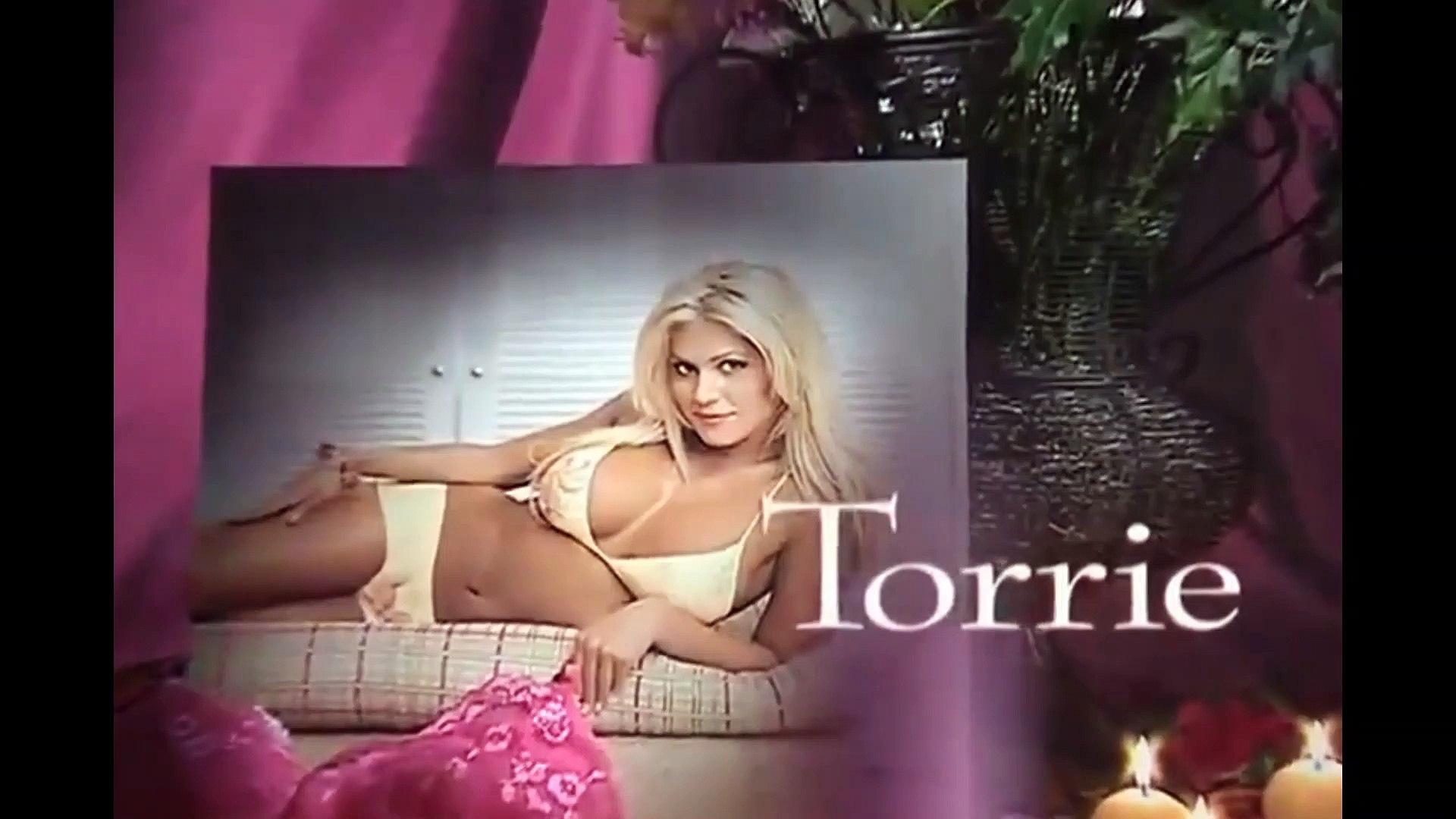 WWE Divas Undressed: Torrie Wilson 2002
