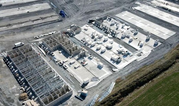 Nurdağı'nda konteyner kent ve prefabrik ev çalışmaları devam ediyor