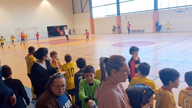 Video Tournoi futsal u10 u11 - fin de match