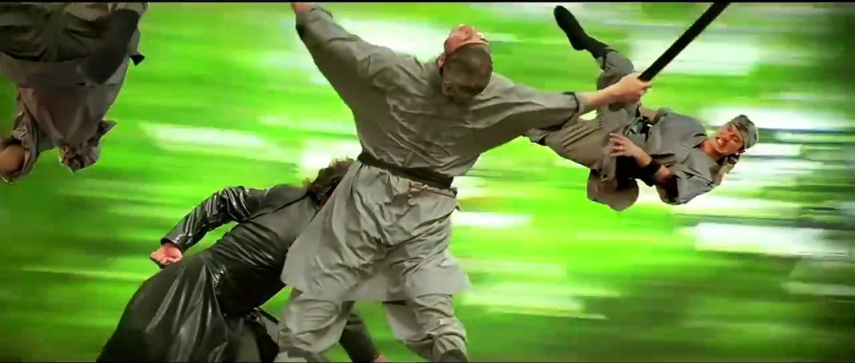 Hrithik_Roshan_Saved_His_Father_From_Gangstar_Action_And_Fight_Movie_Scene_|_Krrish_Movie_|(720p)