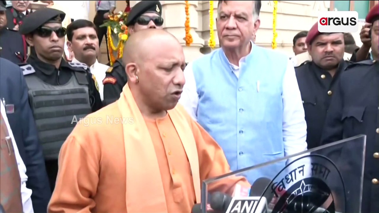 UP CM Yogi Adityanath Inaugurates Freshly Setup Digital Gallery In Assembly