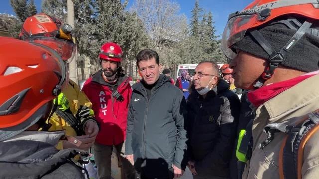 CHP'li Milletvekillerinden Brezilyalı Arama-Kurtarma Ekibine Teşekkür Ziyareti