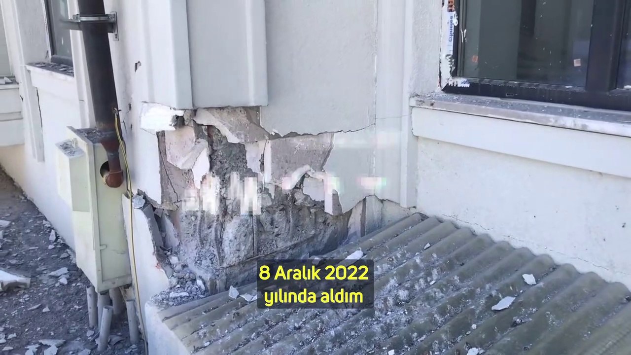 Belediyenin 6 ay önce teslim ettiği konutlar kullanılamaz halde: En çok hasar alan evler, belediyenin ve devletin yapmış olduğu evler