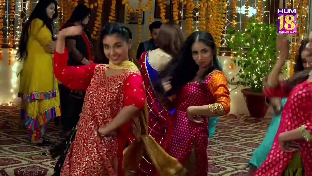 pyari-larki-dekh-kar-dil-chikna-ho-gya-haniaamir-durefishan