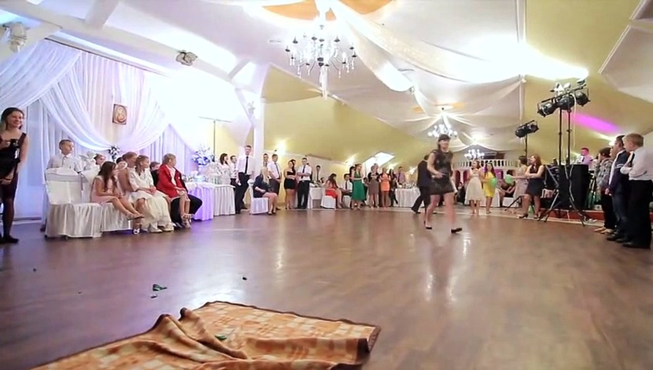 Polonya Düğünü Böyle Olur