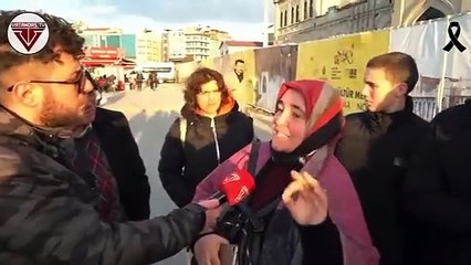 Komünistlere göre aldığın para haksız abla! Sen bu kafayla bugüne kadar aldıklarınla idare et