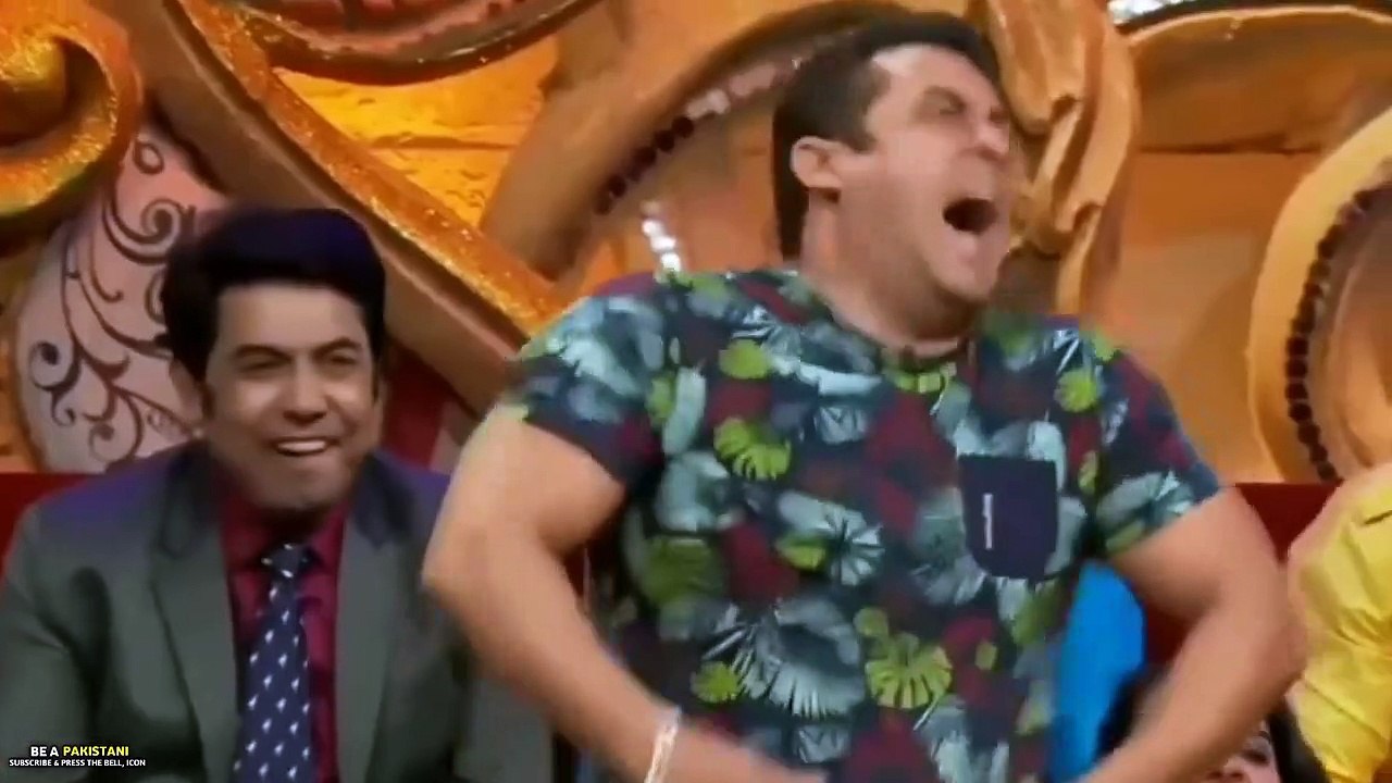 Bollywood Vs Bhojpuri Funny action Scenes