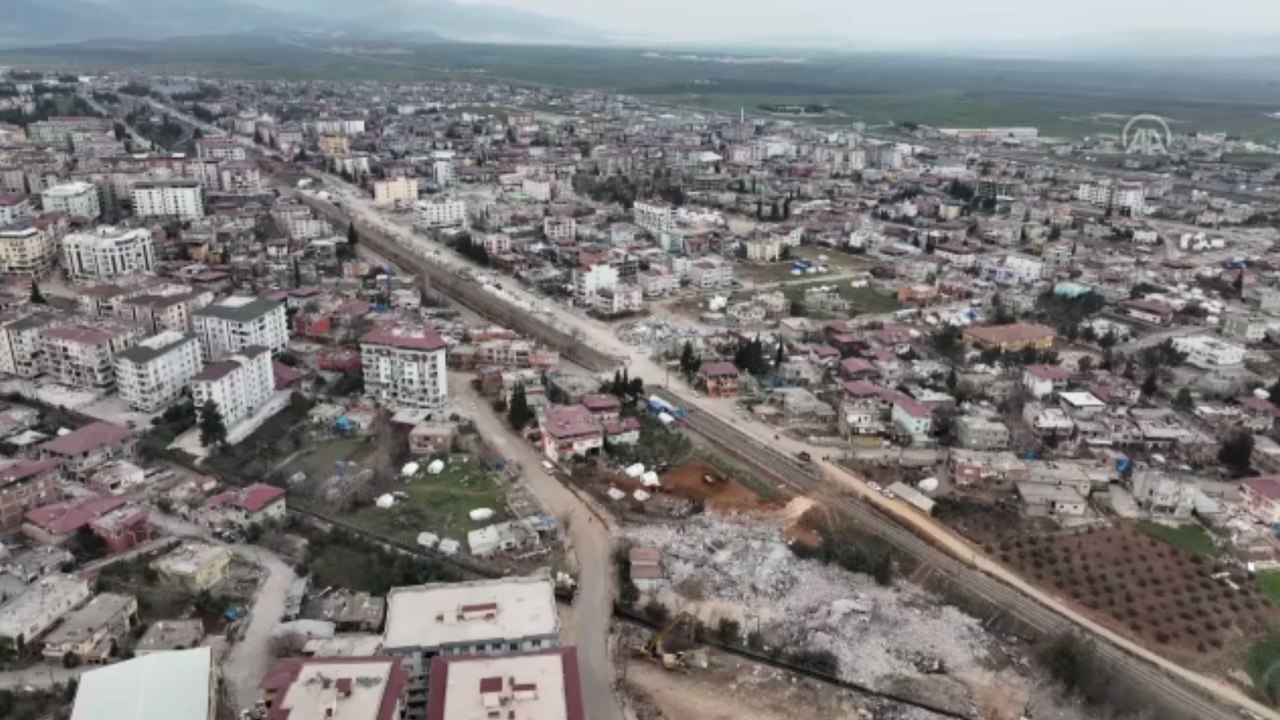 Depremden etkilenen İslahiye ilçesi havadan görüntülendi
