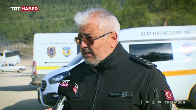 Cenazelerin kimlik tespiti için Kriminal Daire Başkanlığı deprem bölgesinde çalışıyor