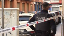 Un hombre se atrinchera durante horas en Valencia