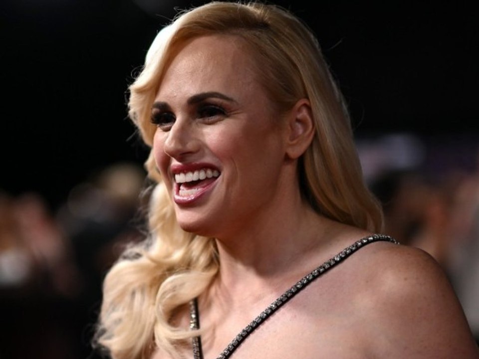 Vor märchenhafter Kulisse: Rebel Wilson hat sich verlobt!