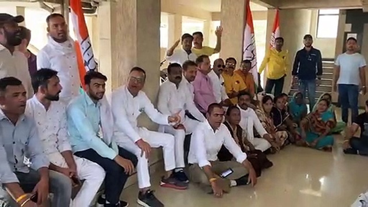 Video Story: छत्तीसगढ़ में कई नेताओं के ठिकानों...