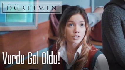 Selin vurdu gol oldu - Öğretmen