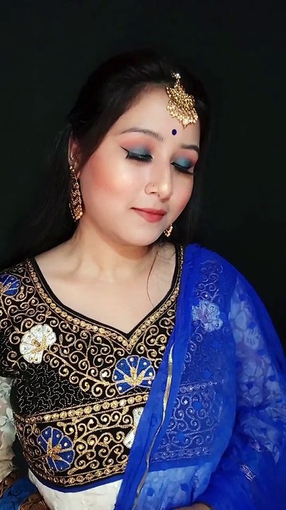 Try this Mehendi Makeup look | Indian Festive Makeup look #makeup #makeuplook #shortsfeed #shorts