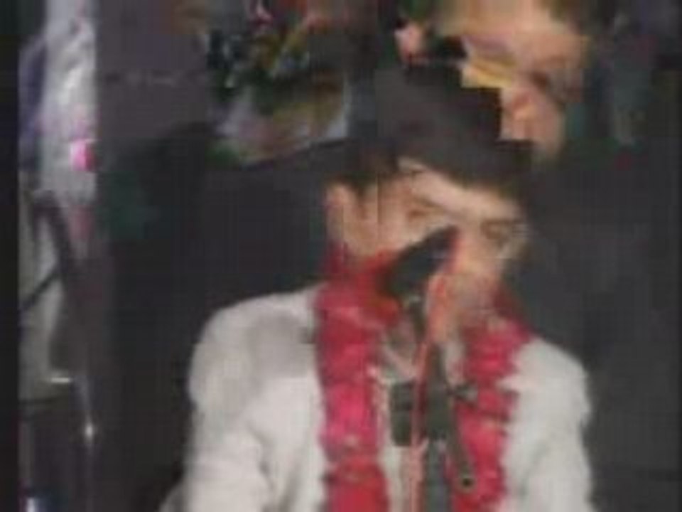 Amazing Child Reciting the Holy Quran