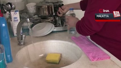 Malatya'da 10 bin kişinin barınacağı konteyner kente aileler yerleşmeye başladı