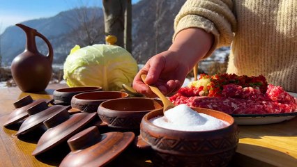 Original Meat Cake with Cabbage in the Oven! Village Life in the Mountains