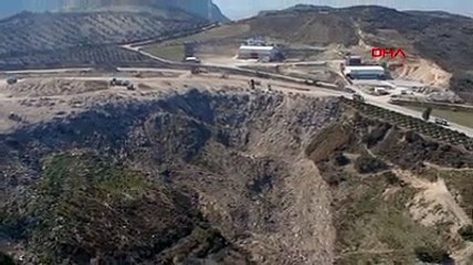 Hatay'daki enkaz döküm sahası havadan görüntülendi