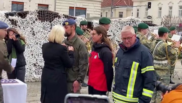 Türkiye’ye yardıma gelen Avusturyalı arama kurtarma ekibine madalya