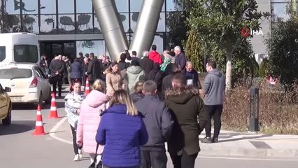 Tekirdağ'da yaralı depremzedelerin tedavileri sürüyor