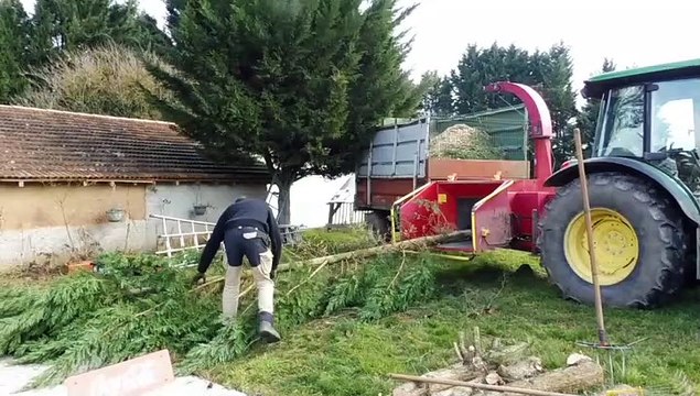 Début des travaux de la chapelle Sainte-Monique à l’ermitage Saint-Bède 11 février 2023 film by Jean-Claude Guerguy Ciné Art Loisir