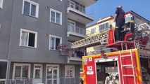 Burdur'da evde çıkan yangın paniğe neden oldu, 1 kişi dumandan etkilendi