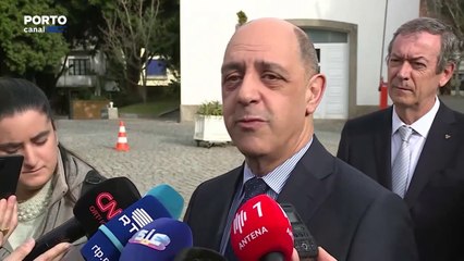 Télécharger la video: Manuel Pizarro: “Há total boa-fé por parte do Ministério da Saúde” nas negociações com enfermeiros