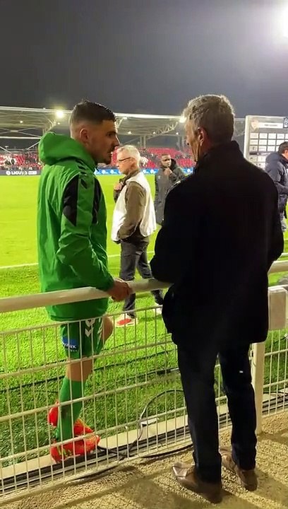 Briançon offre son maillot à Blaquart 20 02 2023