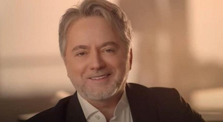 مروان خوري ينشر صورة زفافه مع زوجته: أول عيد عشاق تحت سقف واحد