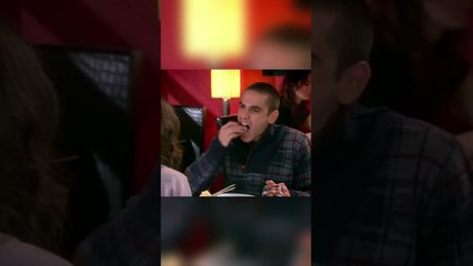 Bayrampaşalı Sushi Deniyor #shorts