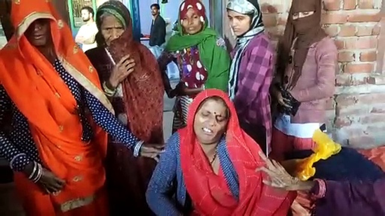 परिवार को बंधक बना बदमाशों ने 21 हजार की नकदी व 4.50 लाख के जेवरात लूटे